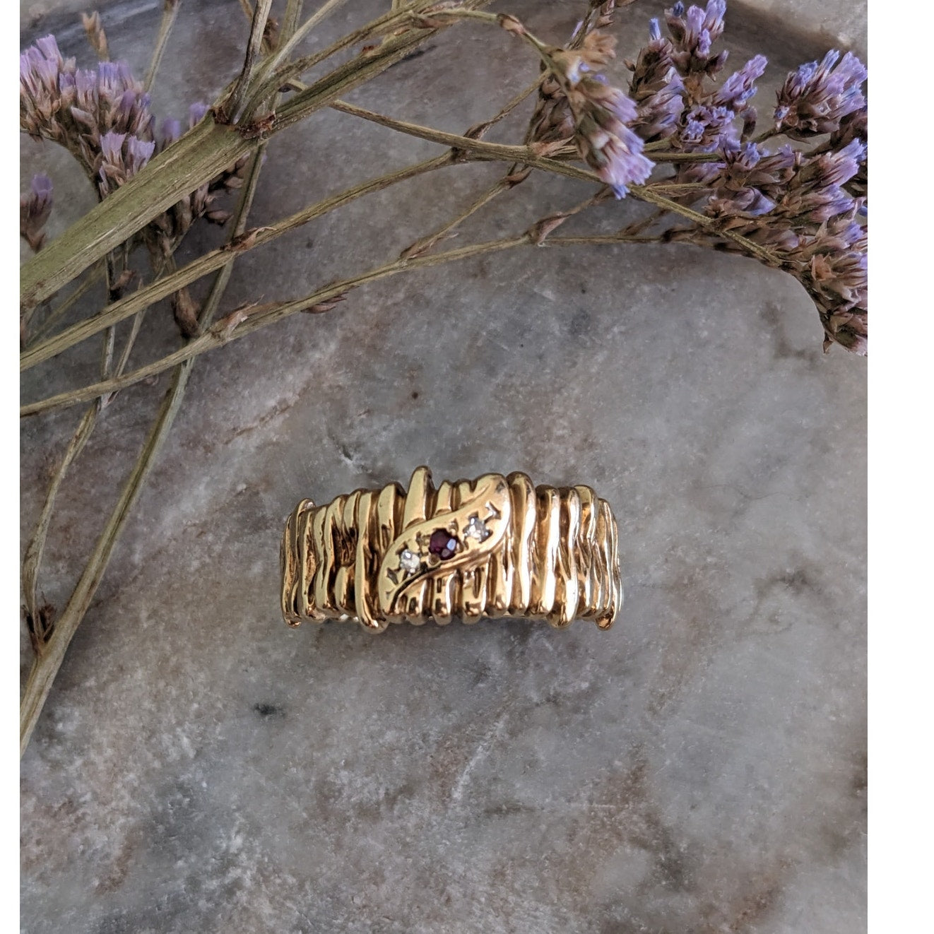 Vintage Unmarked 14k Yellow Gold Abstract Bark Branch Modernist Wide Band Ring