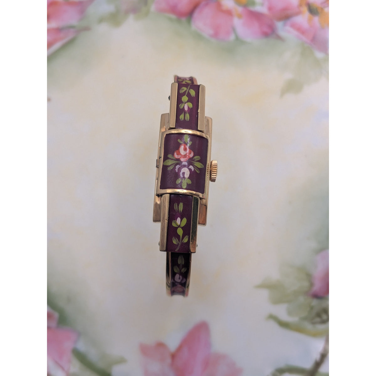 Vintage Ritma Gold Tone Peekaboo Manual Watch Deep Red Enamel Painted Flowers