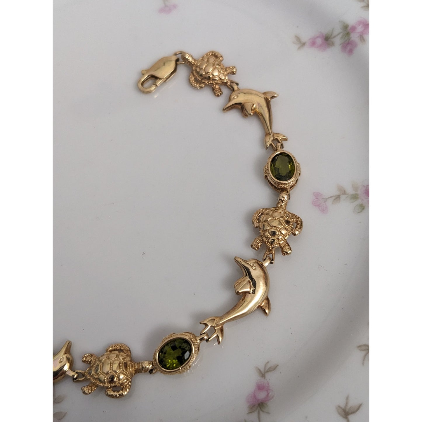 Vintage 14k Yellow Gold Peridot Turtle and Dolphin Bracelet 7.5in