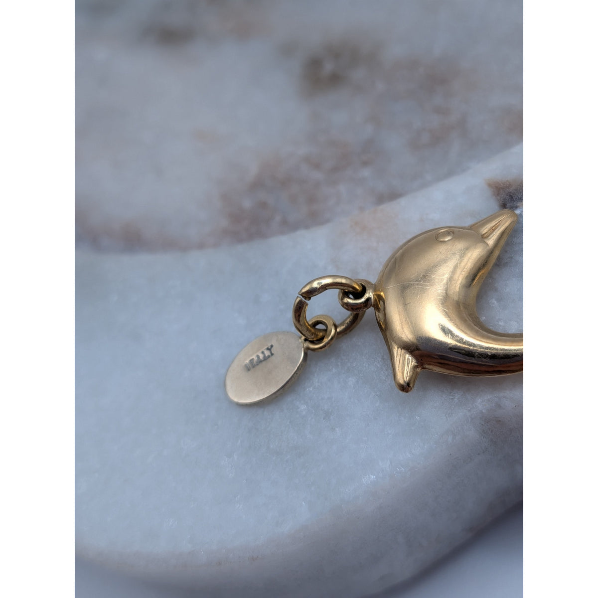 Vintage 18k Solid Yellow Gold Mini Dolphin Charm and Tag w/ Jump Ring (open)