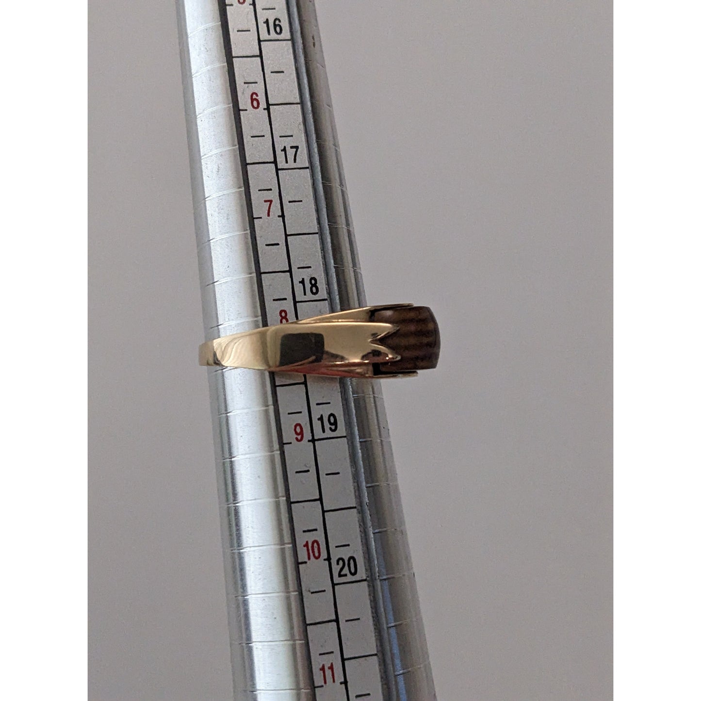 Vintage 14k Yellow Gold Tiger's Eye Band Ring Size 8.25