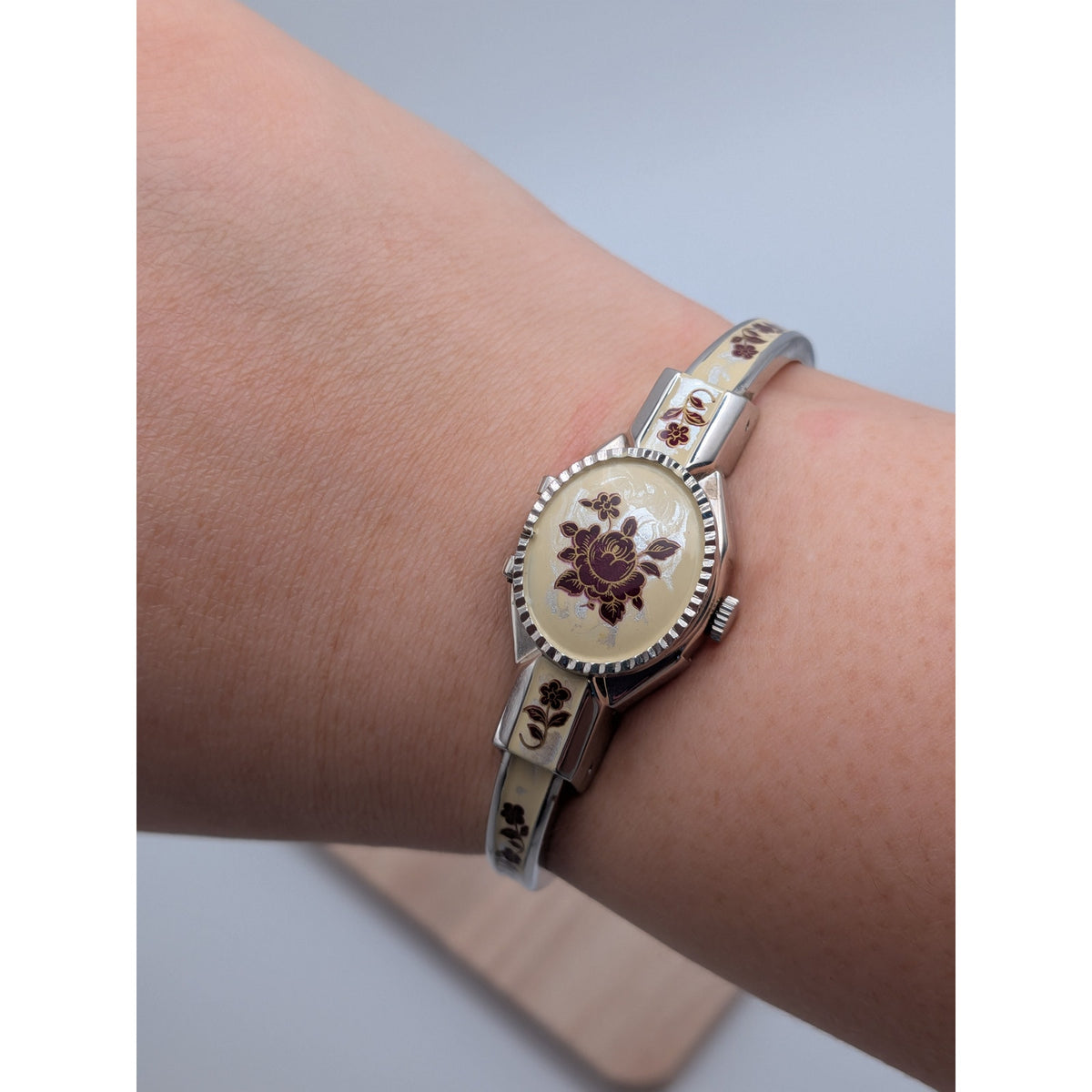 Vintage Andre Mouche Silver Tone Peekaboo Watch Cream Enamel Red Flowers w/ Box