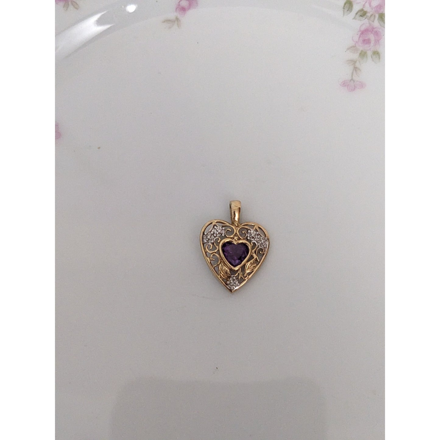 Estate 10k Yellow and White Gold with Filigree Design Heart Pendant