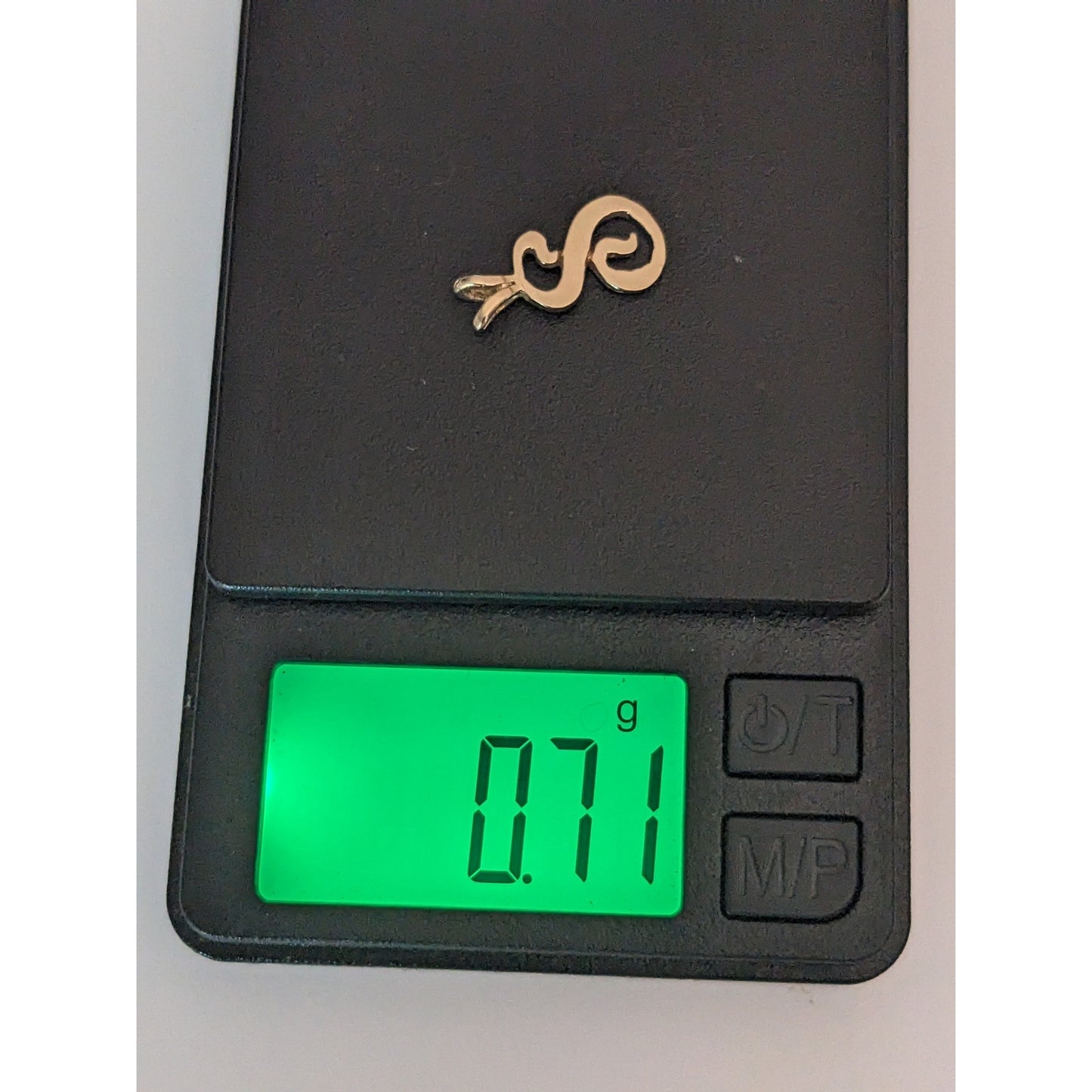 Estate 12k Yellow Gold "S" Letter Initial Charm Pendant