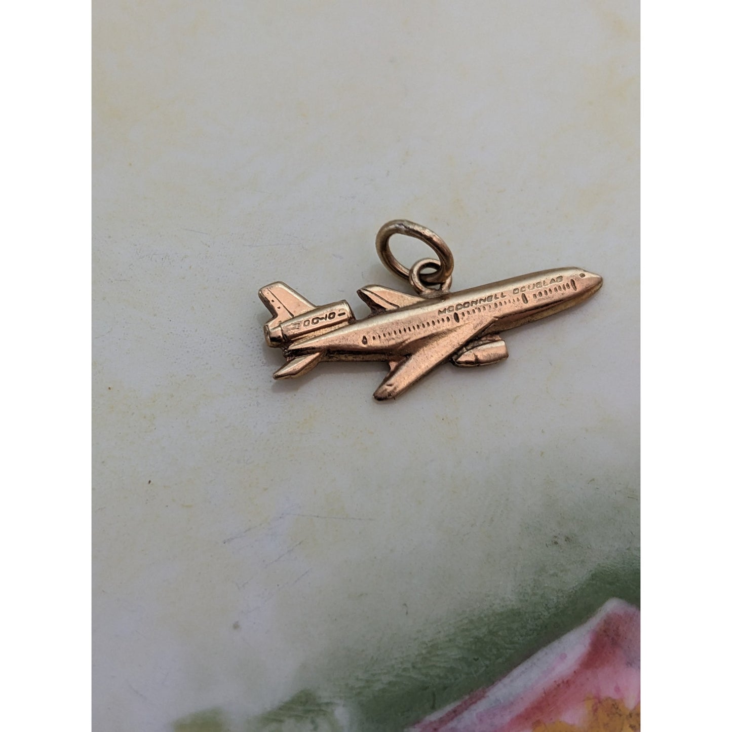 Vintage 14k Yellow Gold Let Airliner Plane Pendant (one sided)