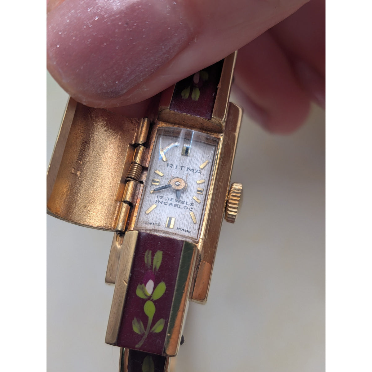 Vintage Ritma Gold Tone Peekaboo Manual Watch Deep Red Enamel Painted Flowers