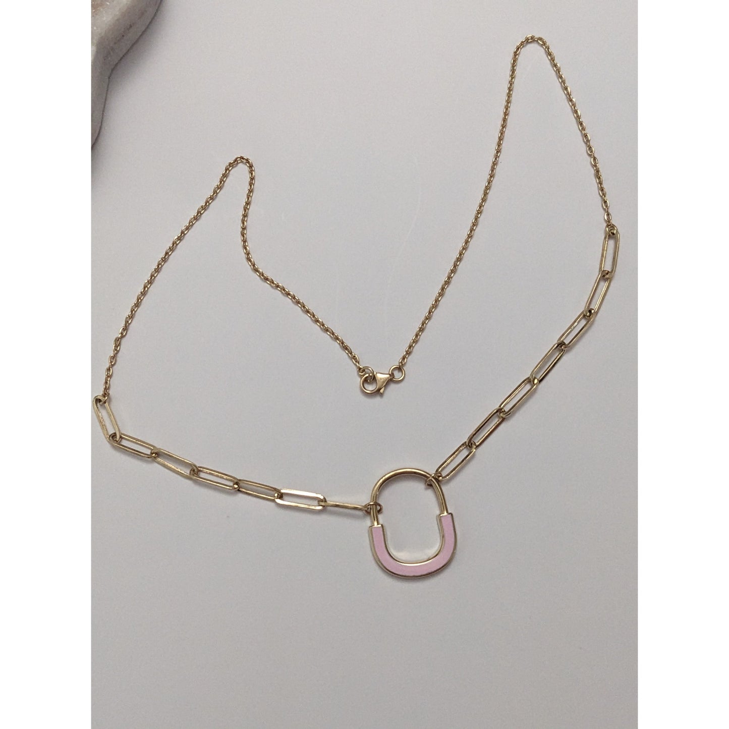 Preowned 14k Yellow Gold Paper Clip Chain Necklace Pink Enamel Pendant 18in