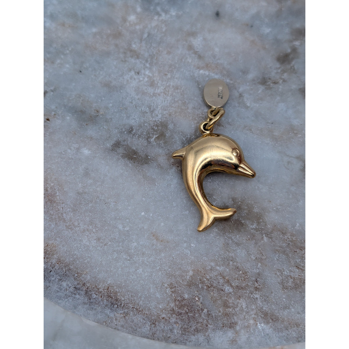 Vintage 18k Solid Yellow Gold Mini Dolphin Charm and Tag w/ Jump Ring (open)