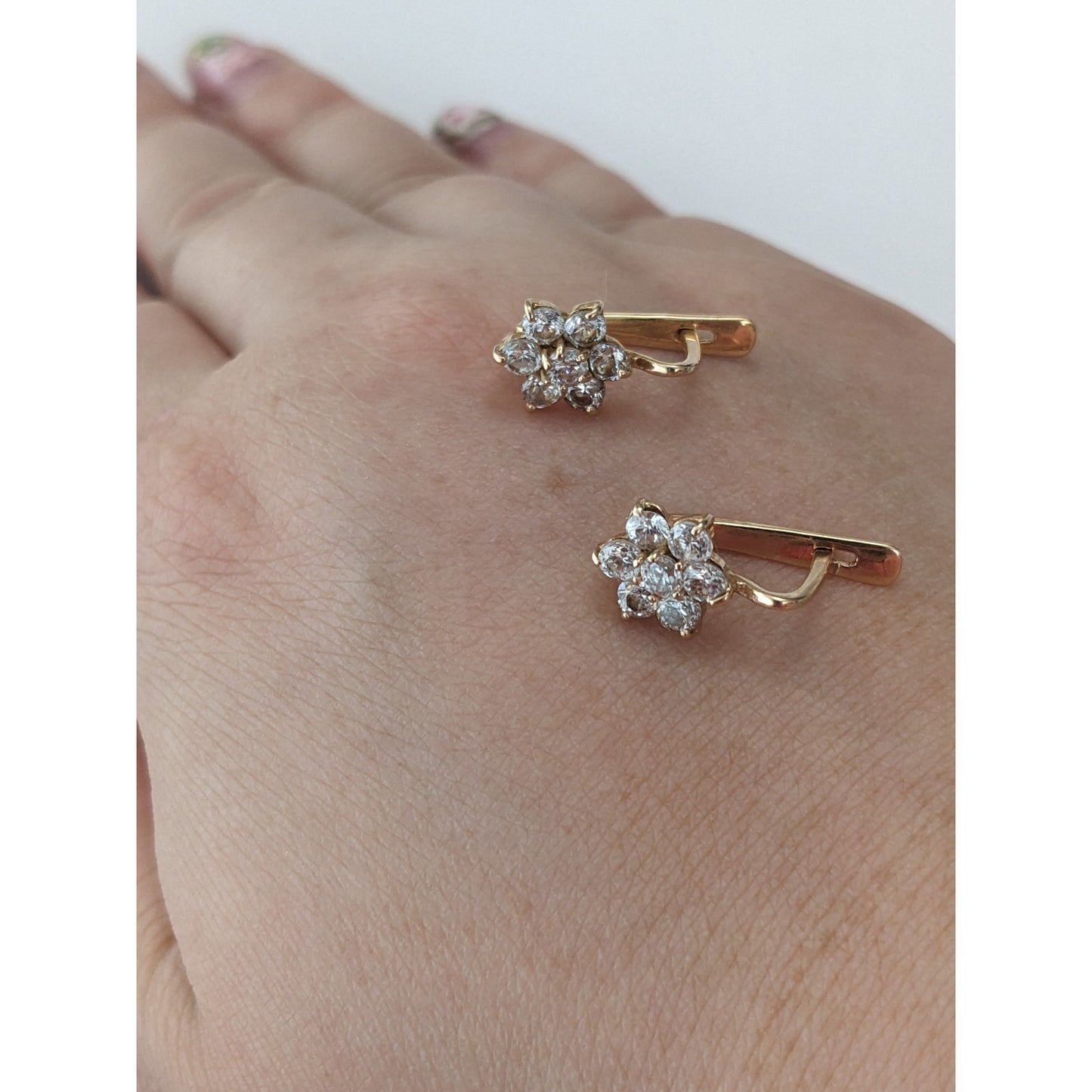 Vintage 14k Gold Dangle Accent Stones Flower Cluster Earrings