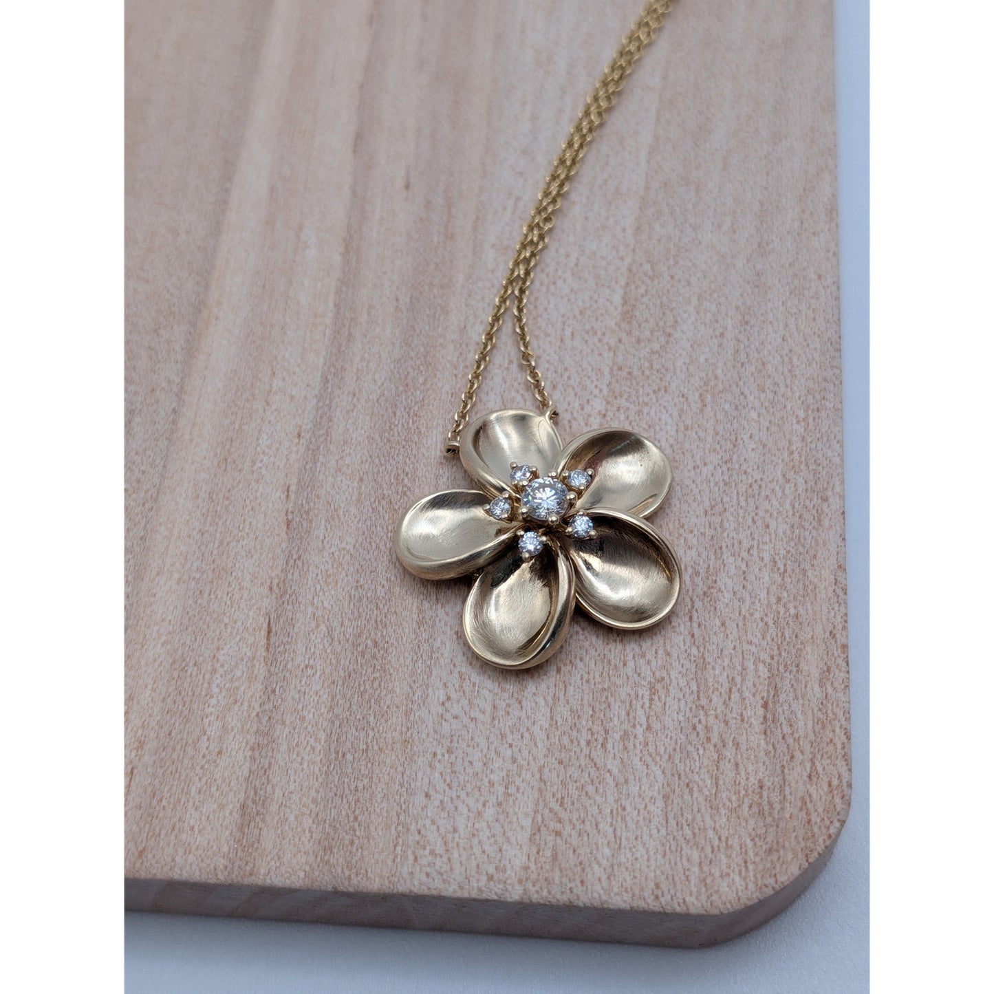 Estate 14k Gold Diamond Flower Pendant Necklace w/ Extender 16 or 18in