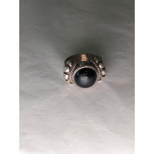 Vintage Black Onyx Ring 925 size 6 Sterling Silver