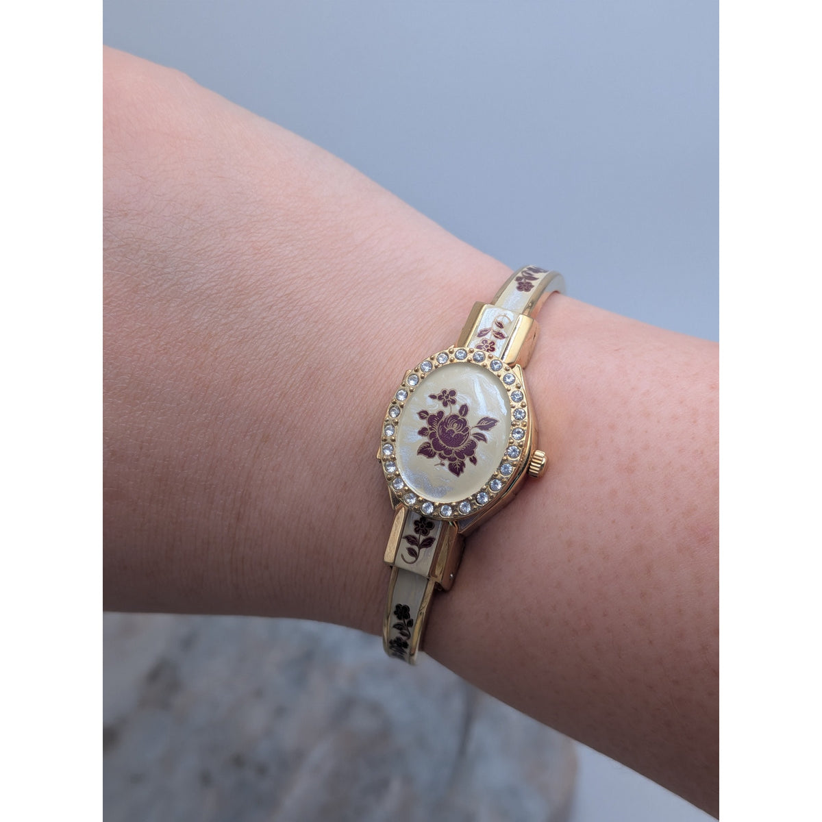 Vintage Andre Mouche Gold Tone Peekaboo Watch Cream Enamel Red Flowers & Stones