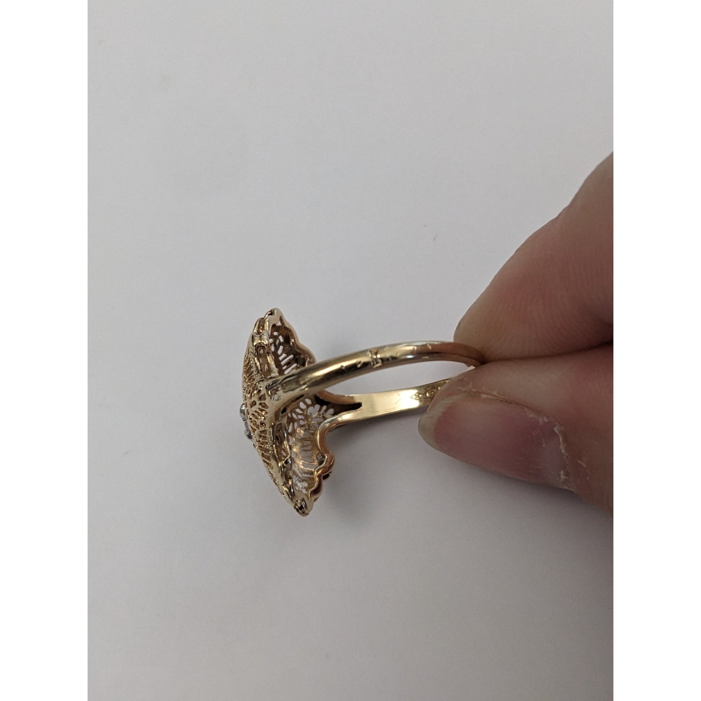 FLAW Vintage 14k Yellow Gold Filigree Diamond Cocktail Ring Size 7.75