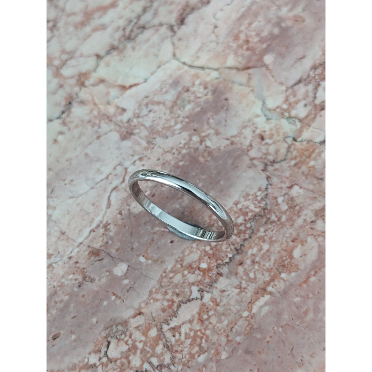 Estate 14k White Gold Thin 2mm Wide Simple Dainty Wedding Band Ring Size 8.75