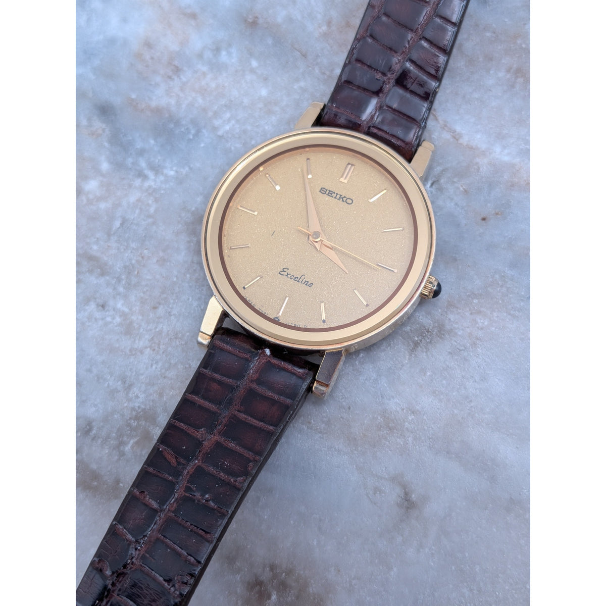Vintage Seiko Exceline Minimalist Gold Dial 80s Quartz Watch 7321-0390