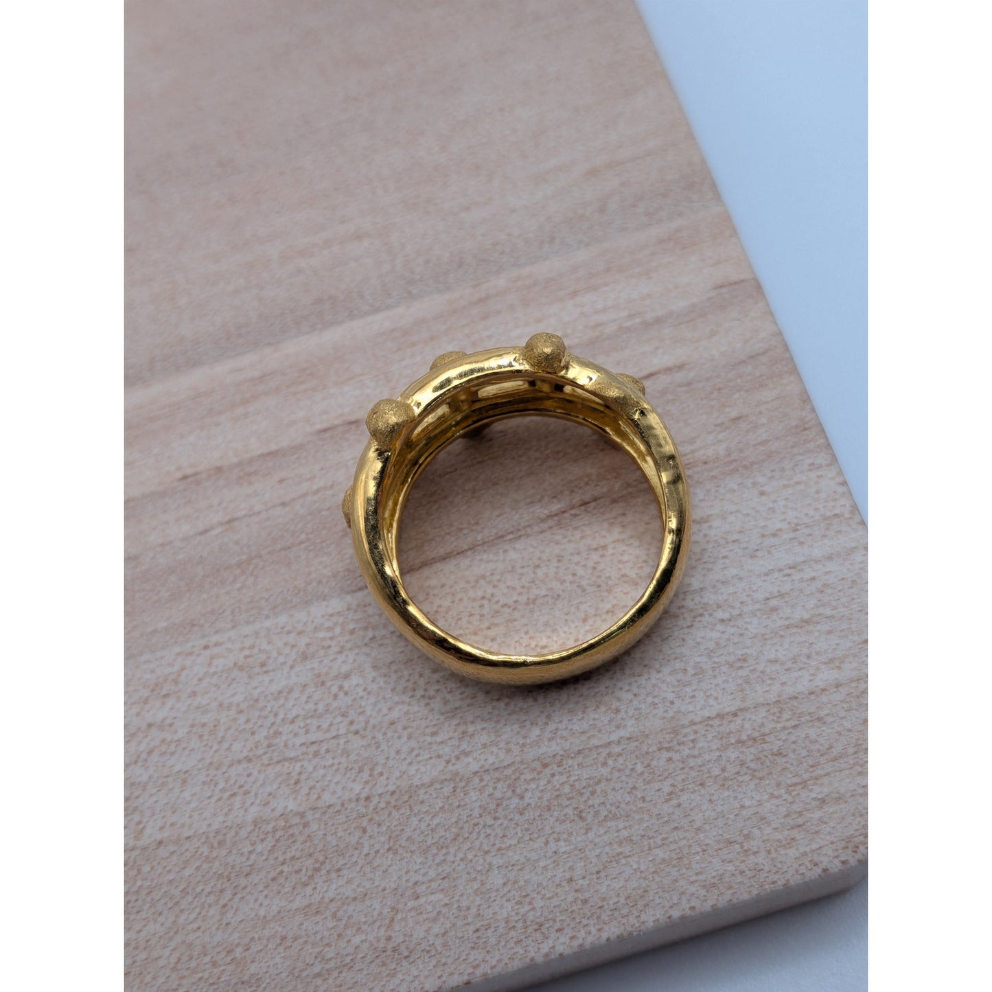 Vintage 24k Yellow Gold Textured Basket Weave Statement Ring Size 6