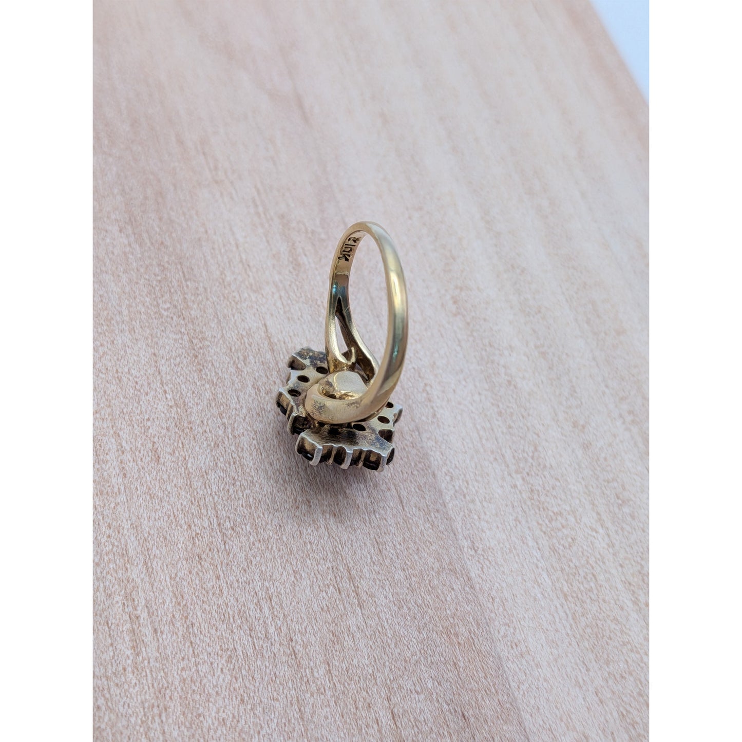 Vintage 10k Yellow Gold Garnet Cluster Ring Size 3.75