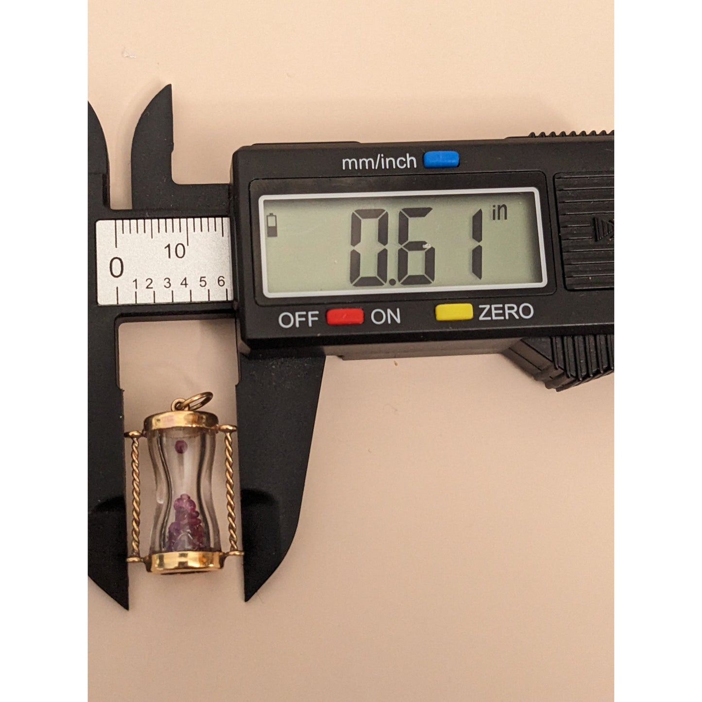 Vintage 14k Yellow Gold 3D Hourglass Pendant with Rubies