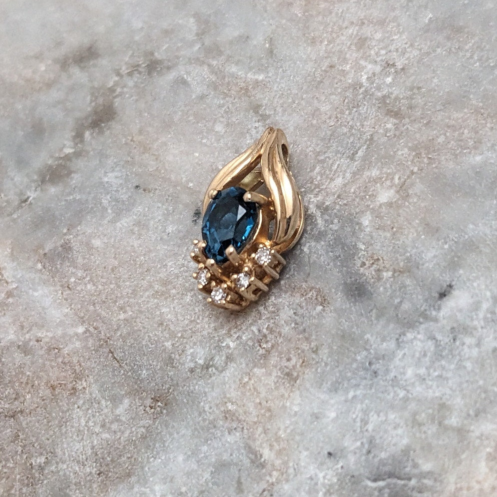 Vintage Unmarked 14k Yellow Gold Blue Topaz Diamond Accent Pendant