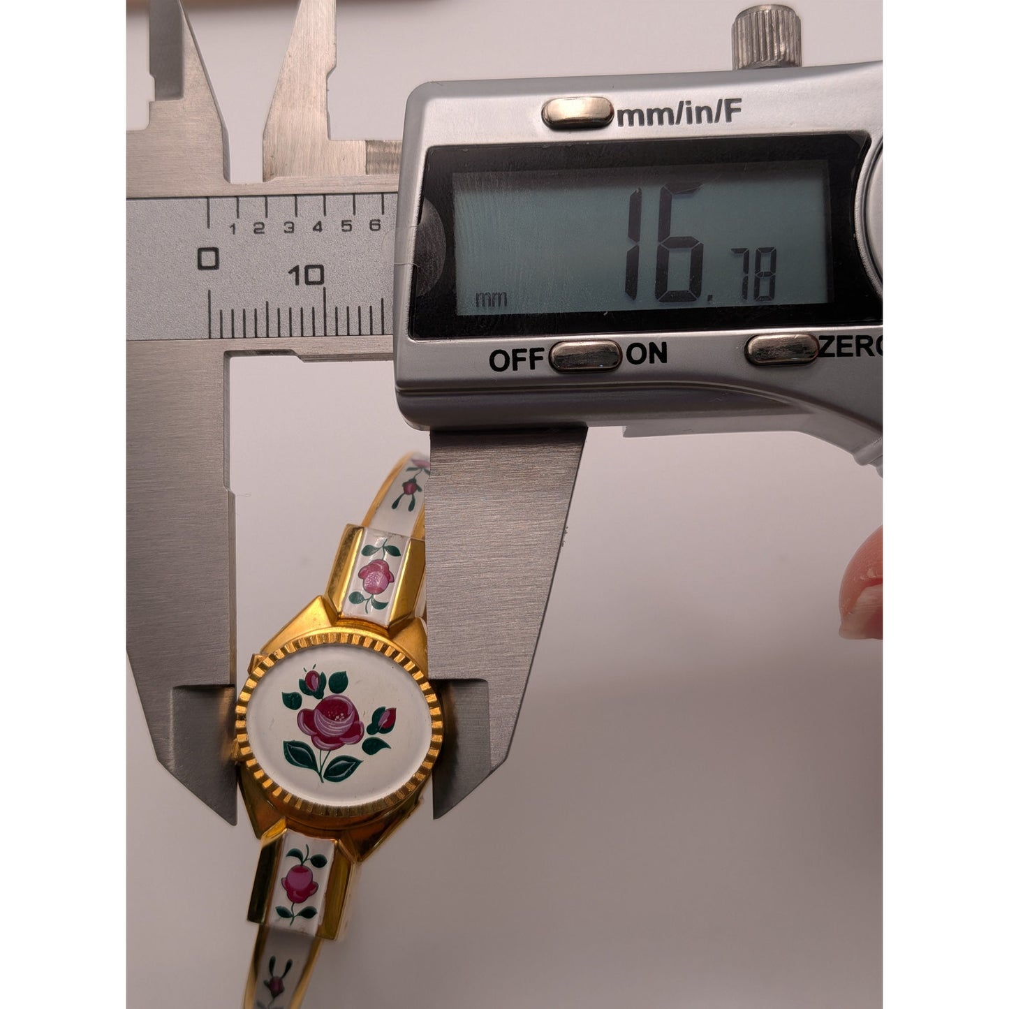 FLAW Vintage Gold Tone Peekaboo Watch White Enamel and Roses
