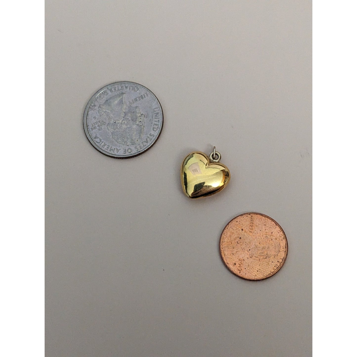 Estate 14k Yellow Gold Unmarked Hollow Puffy Mini Heart Charm