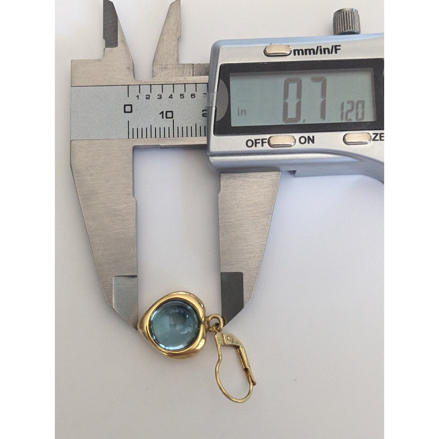 Vintage 18k Italy Heart Drop Earrings 10mm Round Blue Topaz Cabs