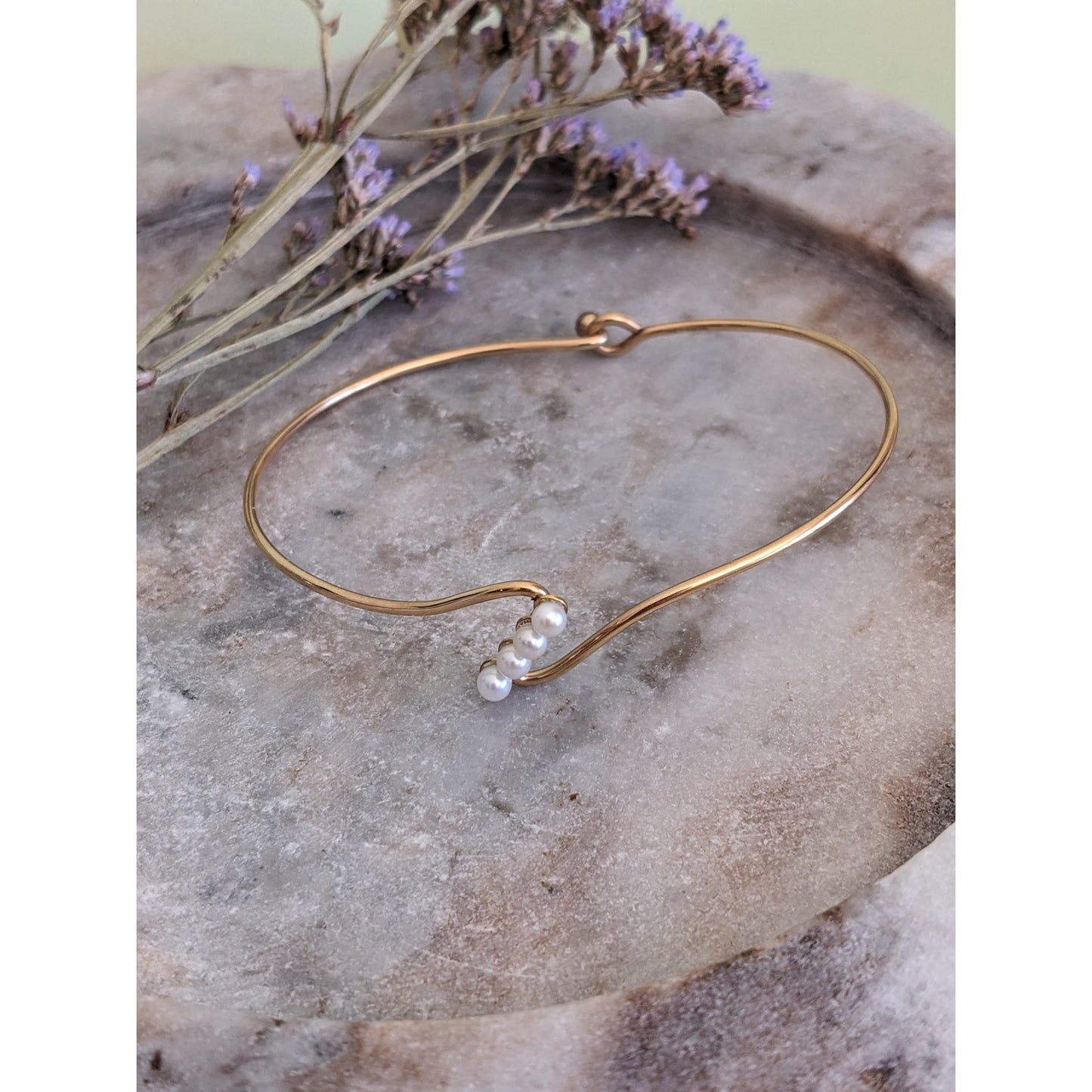 Vintage Unmarked 14k Yellow Gold Bangle Bracelet with Faux Pearls