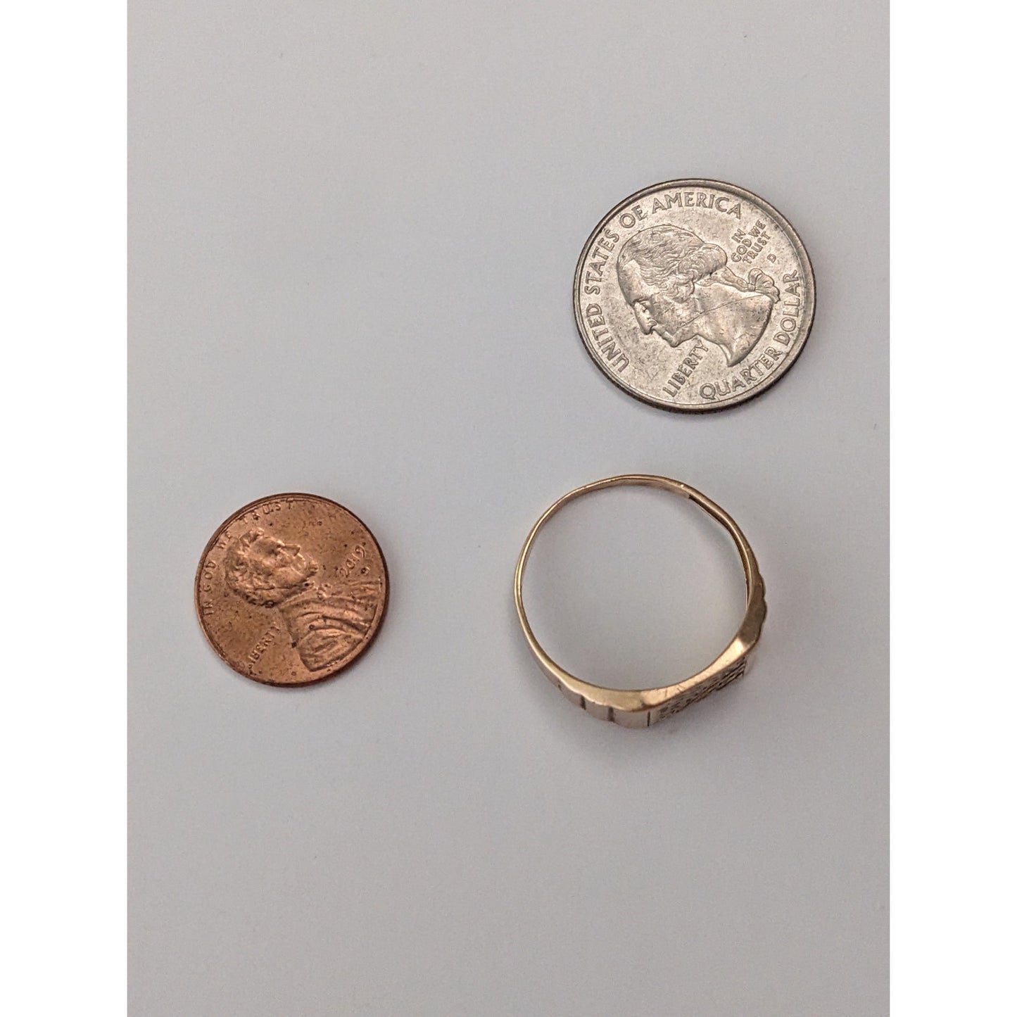 Vintage 14k Gold  Herringbone Pattern SignetRing Size 11.75