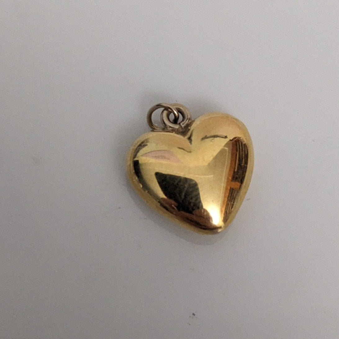 Estate 14k Yellow Gold Unmarked Hollow Puffy Mini Heart Charm