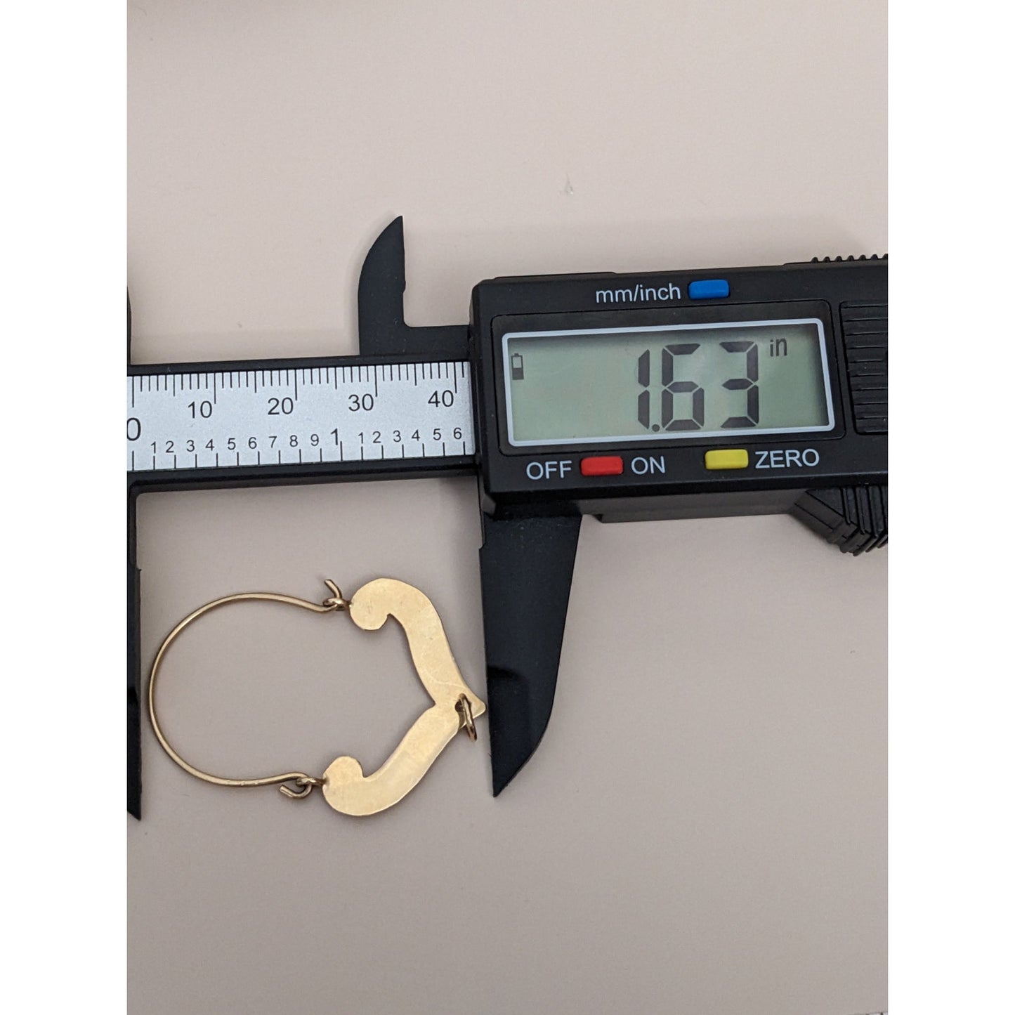 Vintage 14k Yellow Gold Curvy Scalloped Charm Holder Pendant