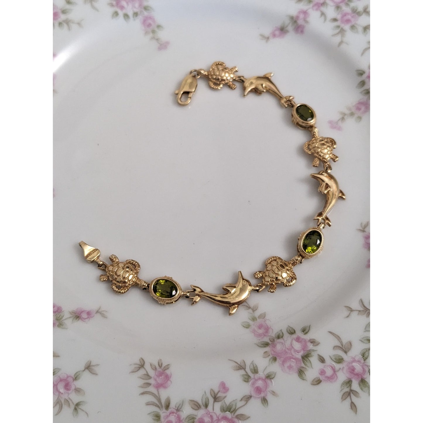 Vintage 14k Yellow Gold Peridot Turtle and Dolphin Bracelet 7.5in