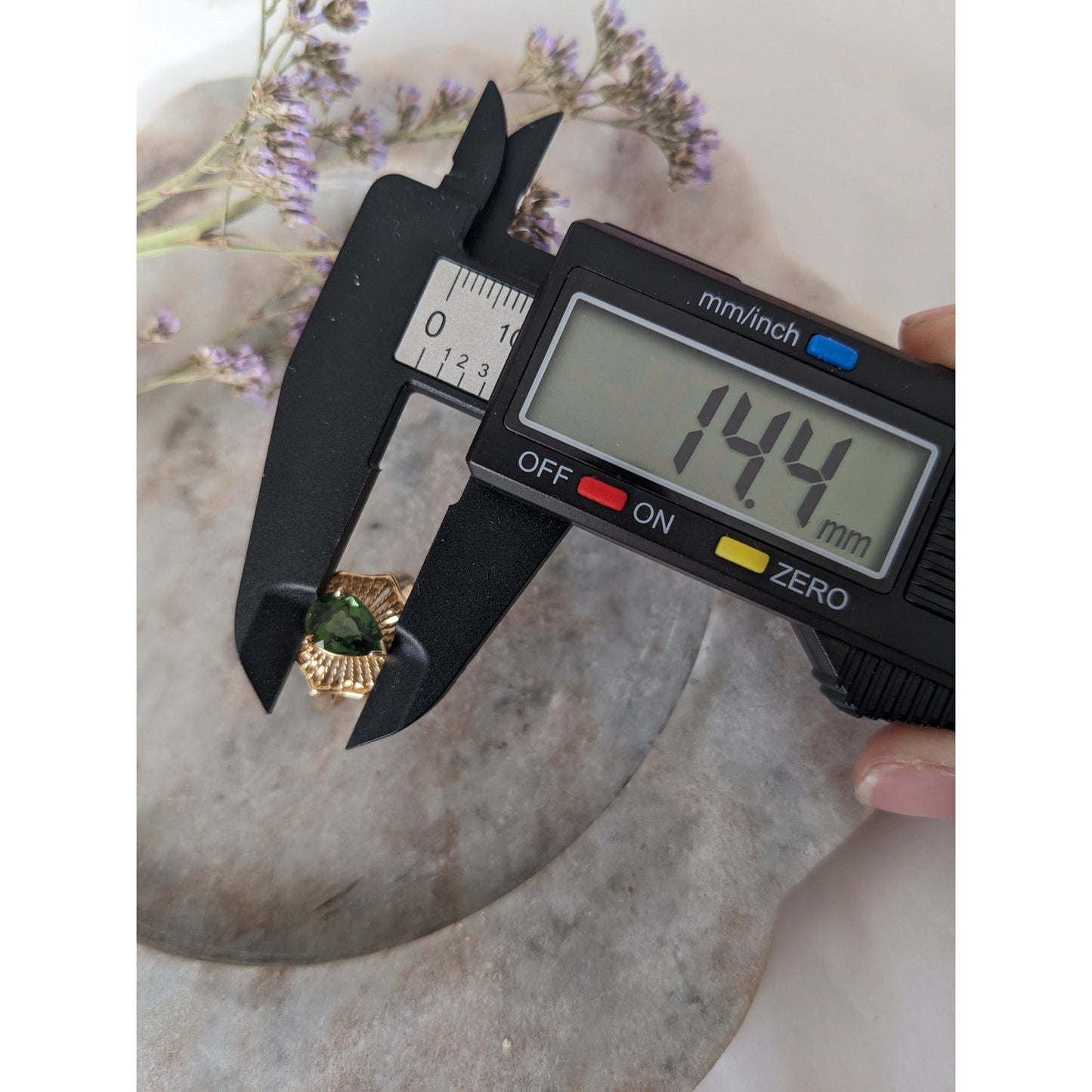 Vintage 14k Yellow Gold Green Tourmaline Ring Suze 7US