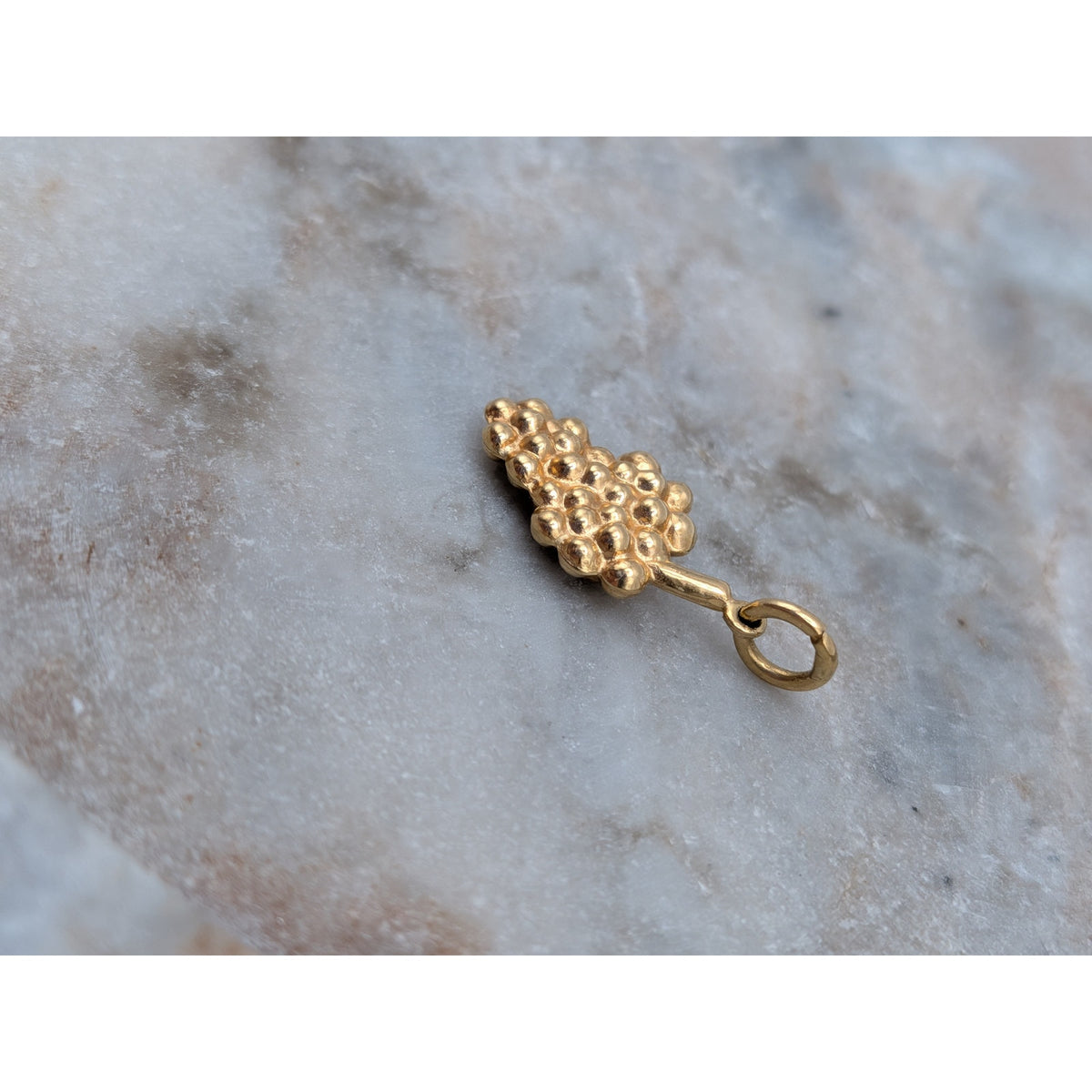 Vintage Unmarked 18k Solid Gold 3D Grape Cluster Charm w/ Jump Ring (open)