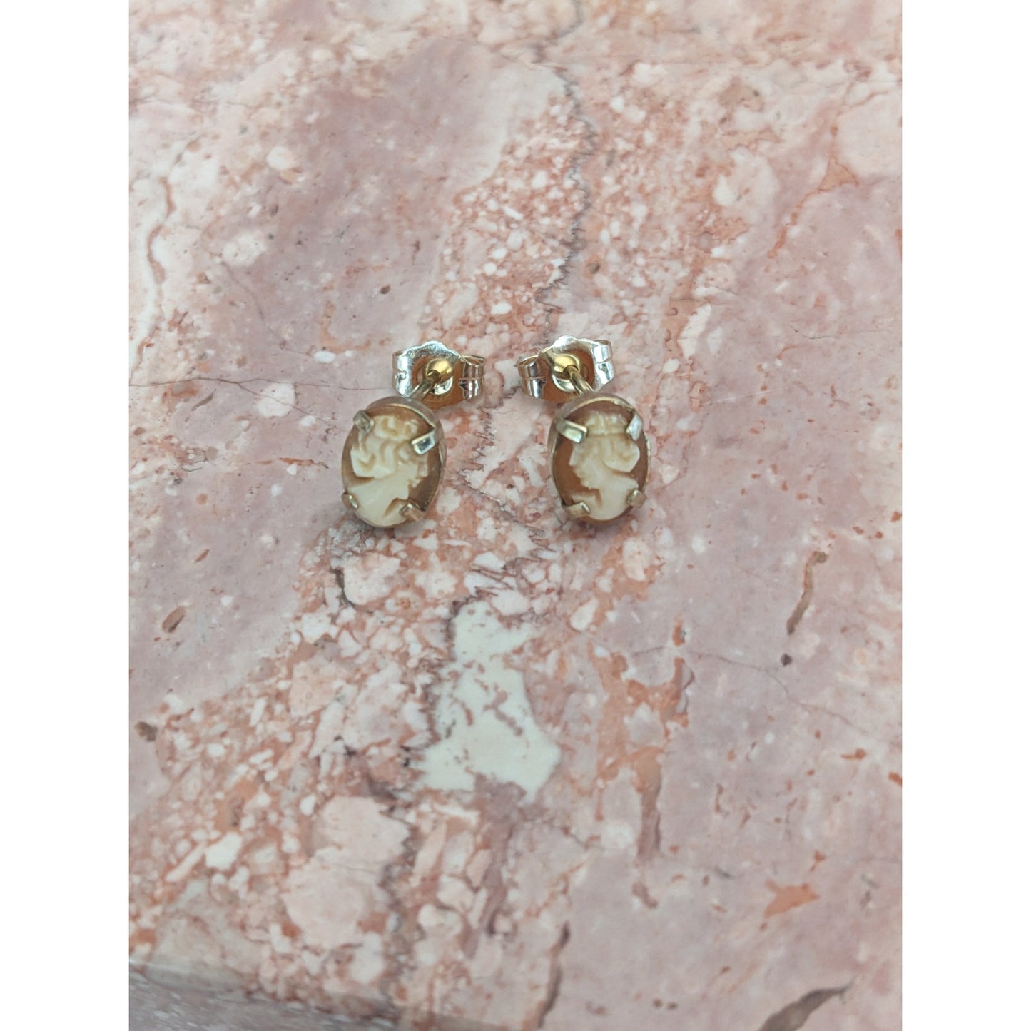 Vintage 10k Yellow Gold Cameo Carved Portrait Stud Earrings