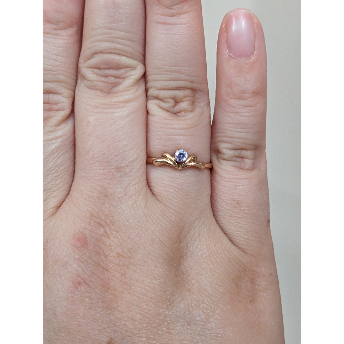 Estate 14k Rose Gold Dainty Purple Stone Tiara Ring Size 7.75
