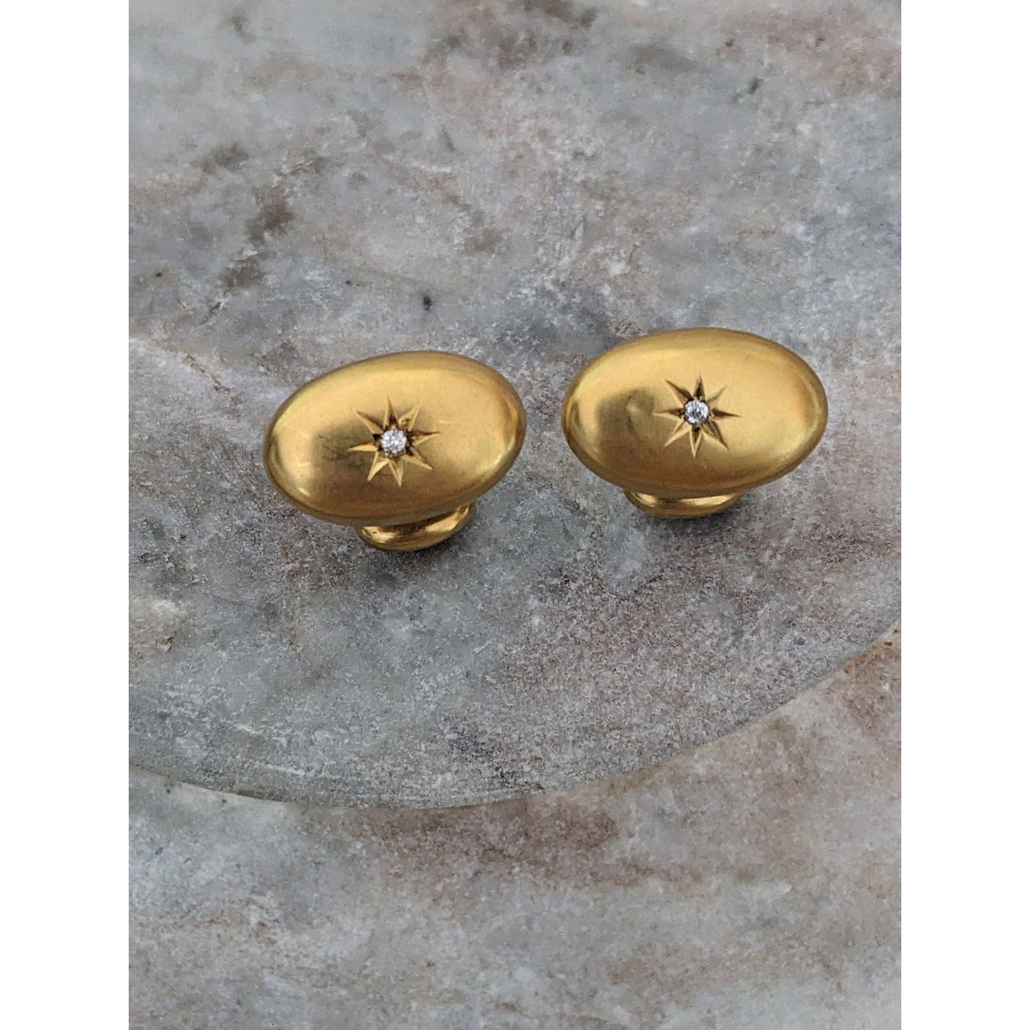 Vintage Unmarked 10k Yellow Gold Cuff Links with Tiny Starburst Diamond Accent