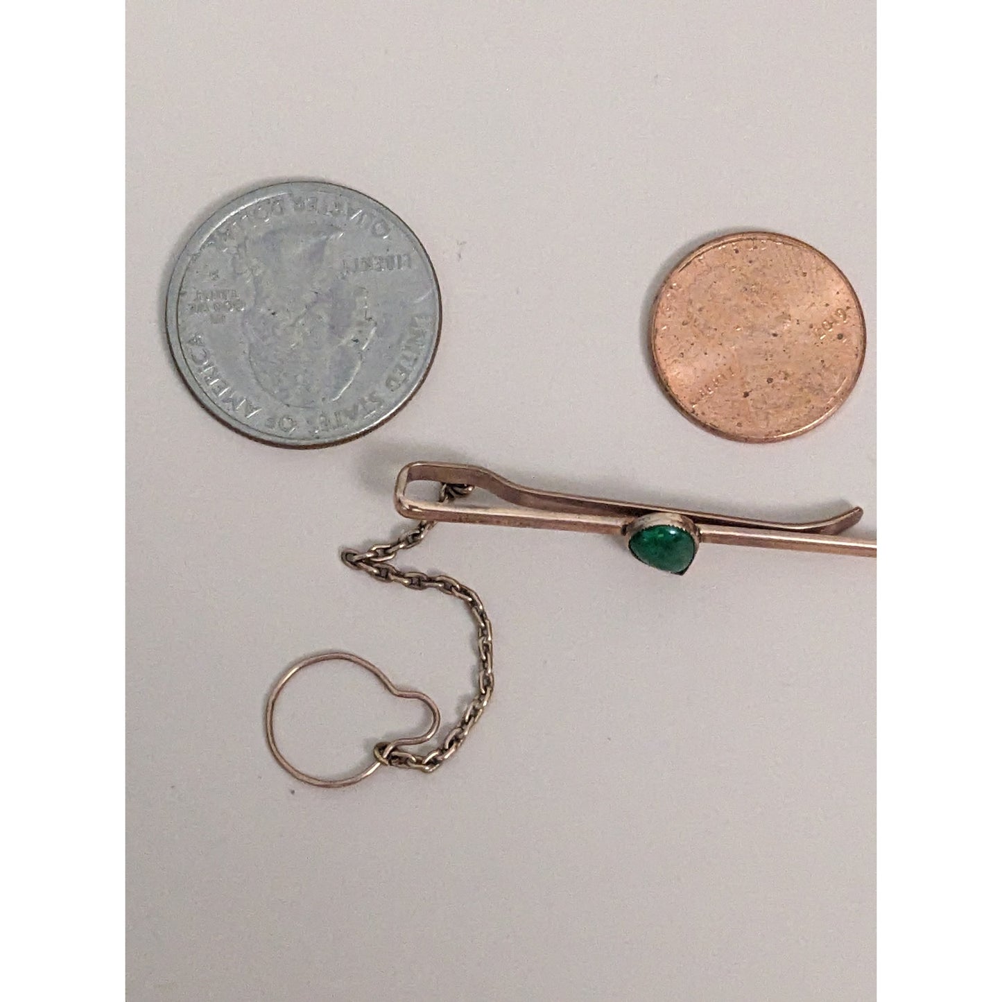 Vintage Unmarked 10k Rose Gold Tie Bar with Green Teardrop Gem