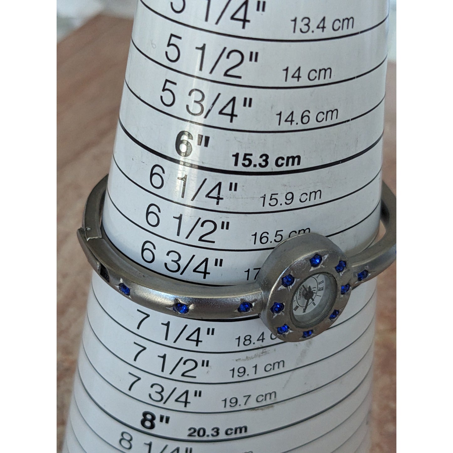 Preowned eee.space Star Watch Silver Tone with Blue Accent Stones