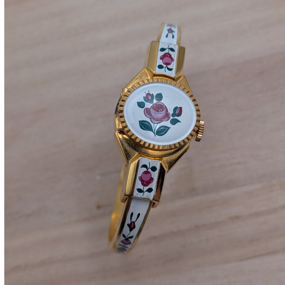 FLAW Vintage Gold Tone Peekaboo Watch White Enamel and Roses