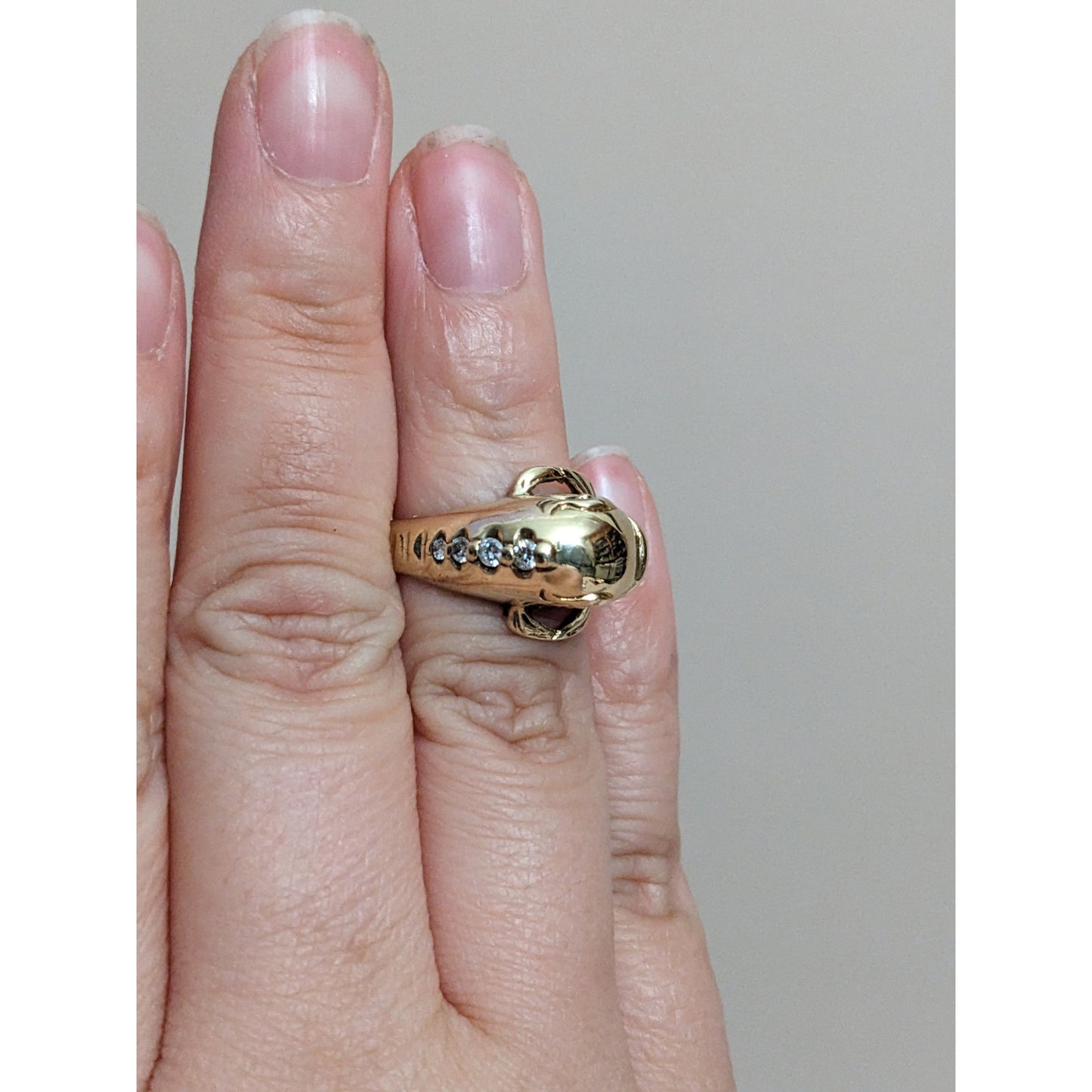 Vintage 10k Yellow Gold Dolphin with Diamond Accent Ring Size 4