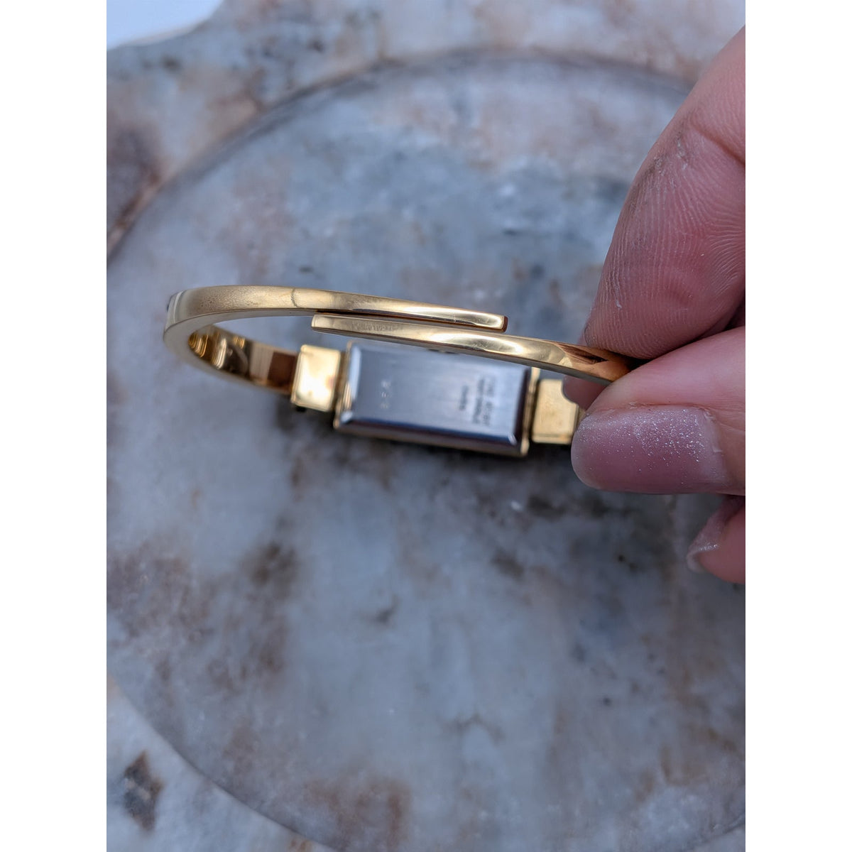 Vintage Chandler MANUAL Gold Tone Peekaboo Dainty Watch Black Enamel Red Roses