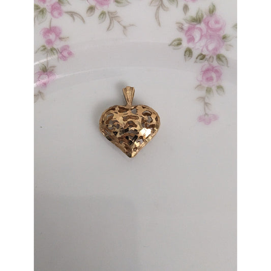Vintage 14k Yellow Gold Puffy Openwork Filligree Heart Pendant