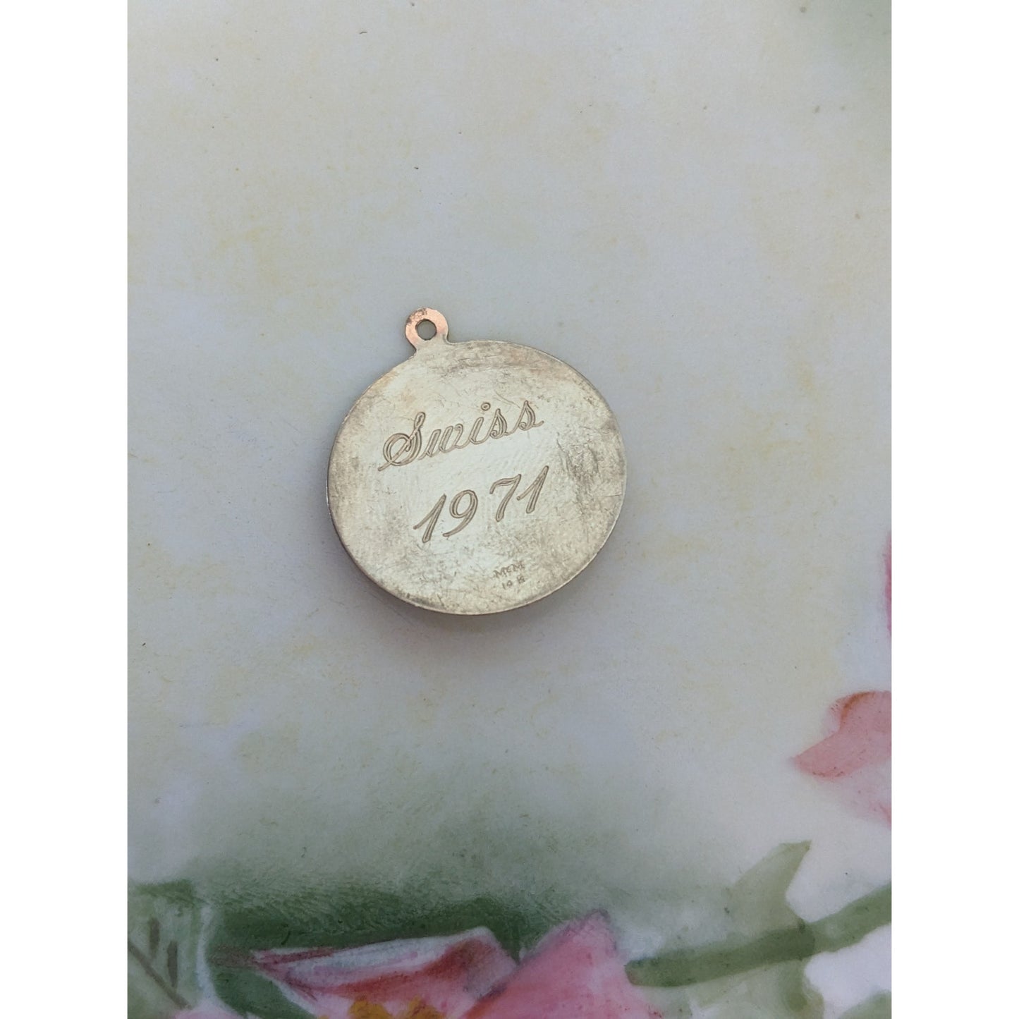 FLAW Vintage 14k MCM Bon Voyage Airplane Circle Pendant