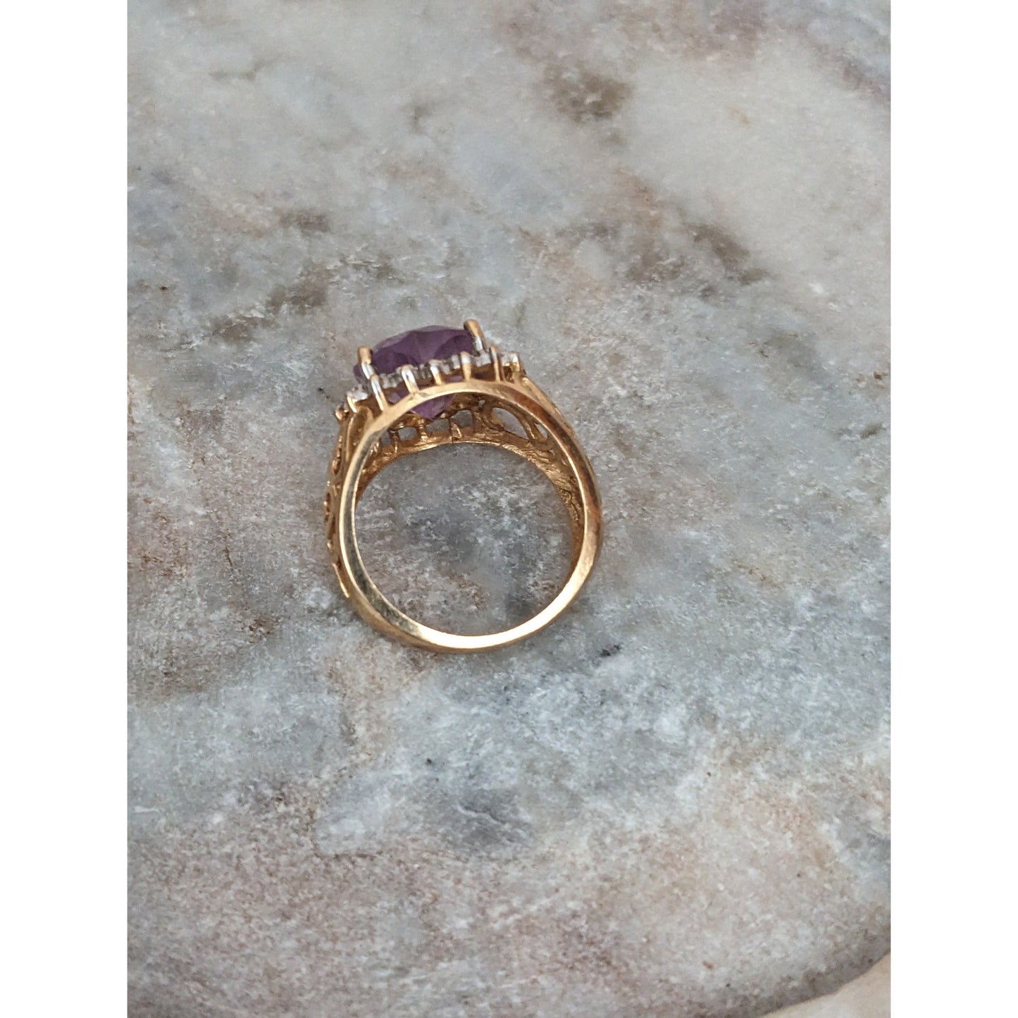 Vintage 10k Yellow Gold Ring Light Amethyst Stone Heart Cutouts Size 6.25