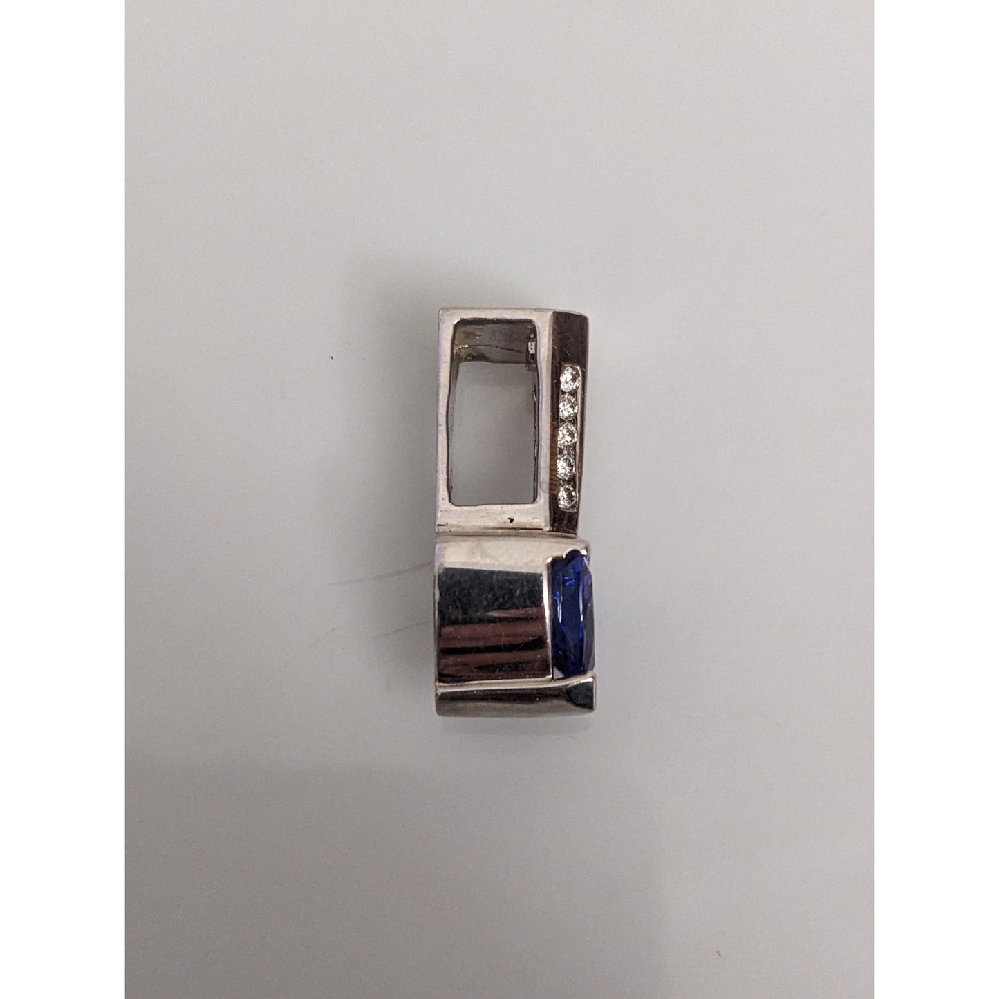 Estate 14k White Gold Tanzanite and Diamond 3D Slide Pendant