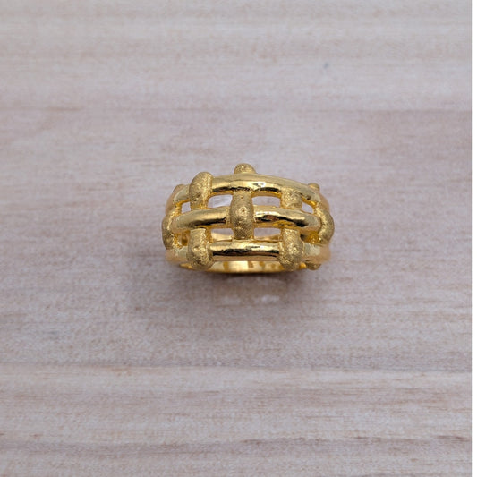 Vintage 24k Yellow Gold Textured Basket Weave Statement Ring Size 6