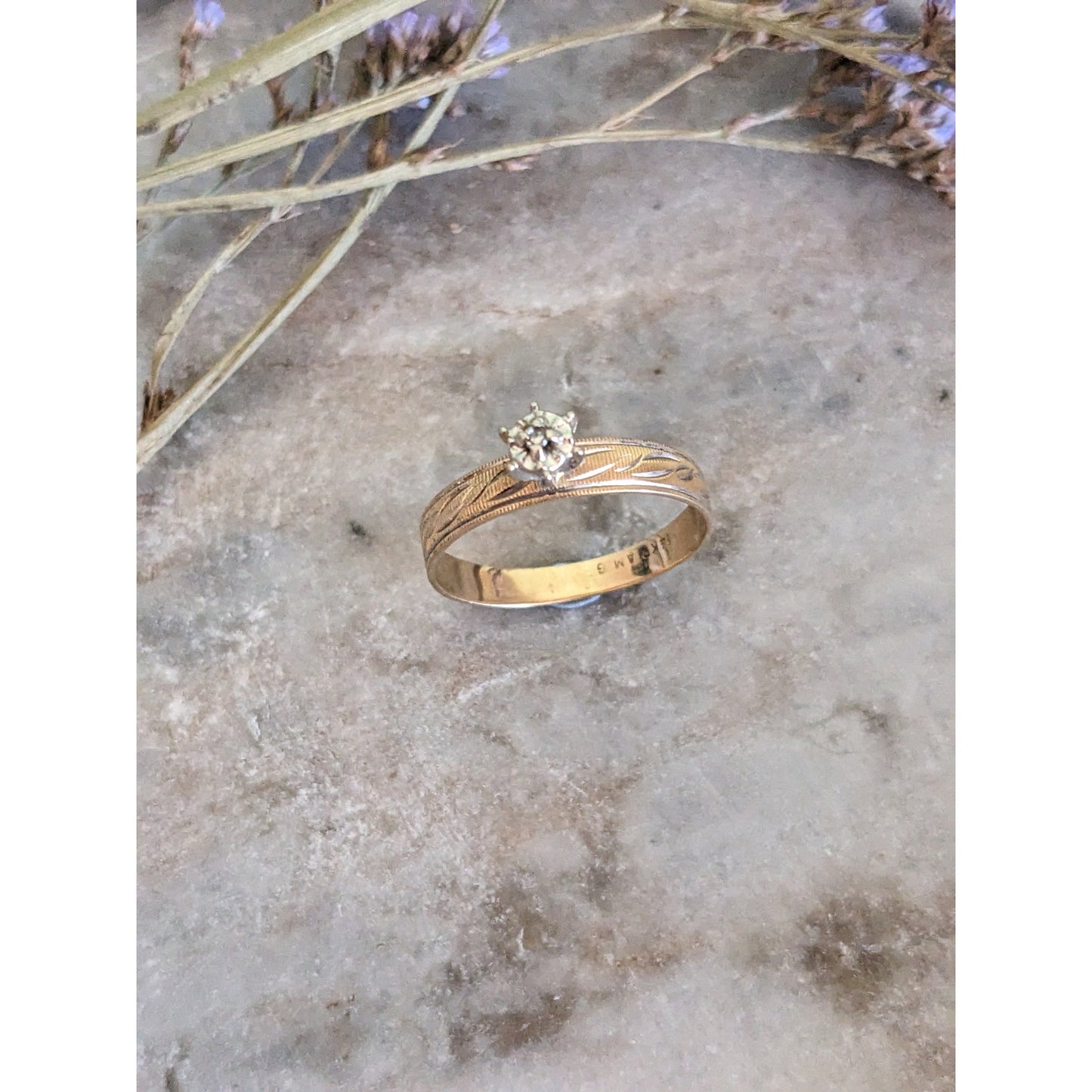 Vintage 14k Yellow Gold Half Etch with Diamond Accent (Small) Ring Size 7.75