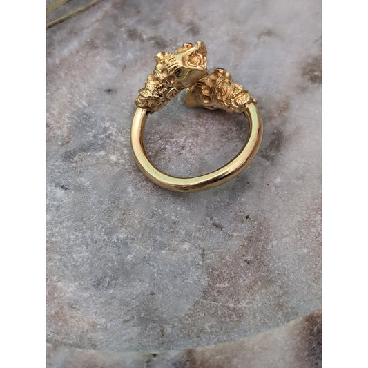 FLAW Vintage 17k Yellow Gold Two Headed Bold Lion Gemstone Crossover Ring
