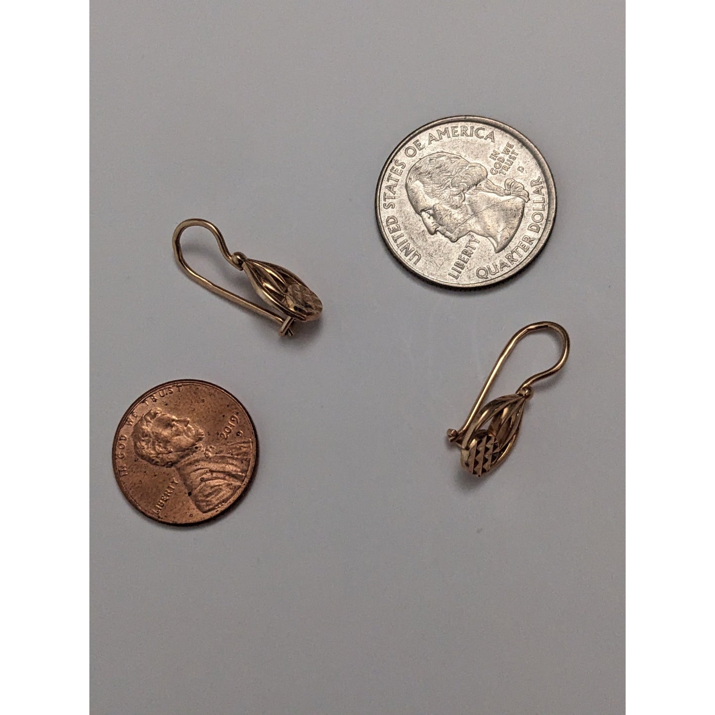 Vintage 1990s 14k Rose Gold Leaf Pattern Earrings