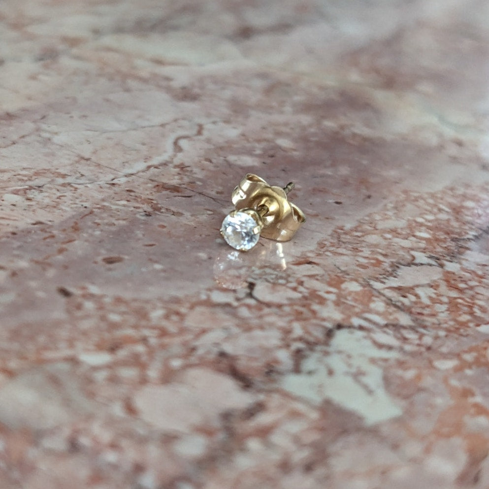 Estate 14k Gold Single Piece Tiny Dainty Diamond Stud Earring ONE PIECE ONLY